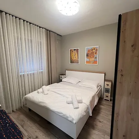 City Center Cozy Apartment 2 Tirana Exterior photo